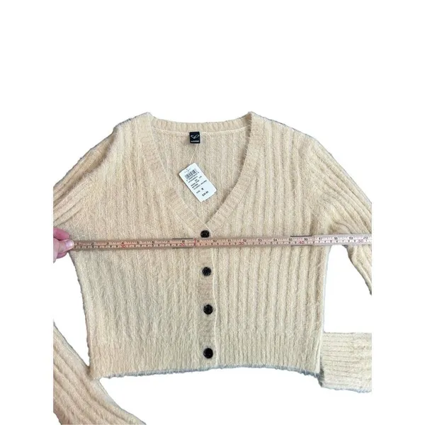 Windsor size medium yellow fluffy cardigan v neck front sweater NWT - Image 7