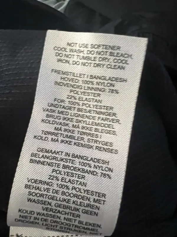 Gymshark Women’s CTY Joggers Black Size Small - Image 5