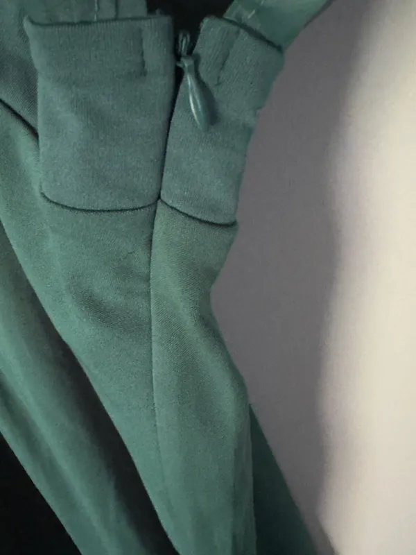 Green Midi Dress with Pleated Cape Detail - Image 5