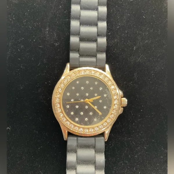 Black Silicone Polka Dot Fashion Watch‎ - Image 2
