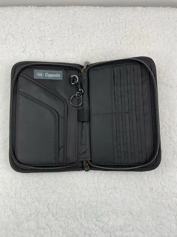 Lug Zeppelin RFID Travel Organizer Black Wallet - Image 4