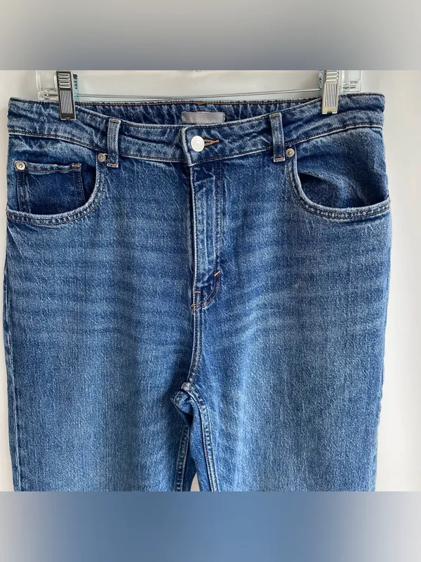 H&M high waist wide leg medium stone wash denim jeans Classic comfy fall winter - Image 5