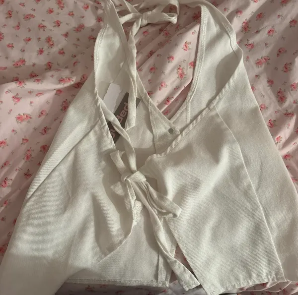 Missguided Denim Halter Top - Image 3