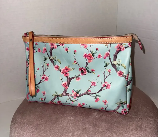 Cavalini Wristlet, cherry blossom print - Image 6