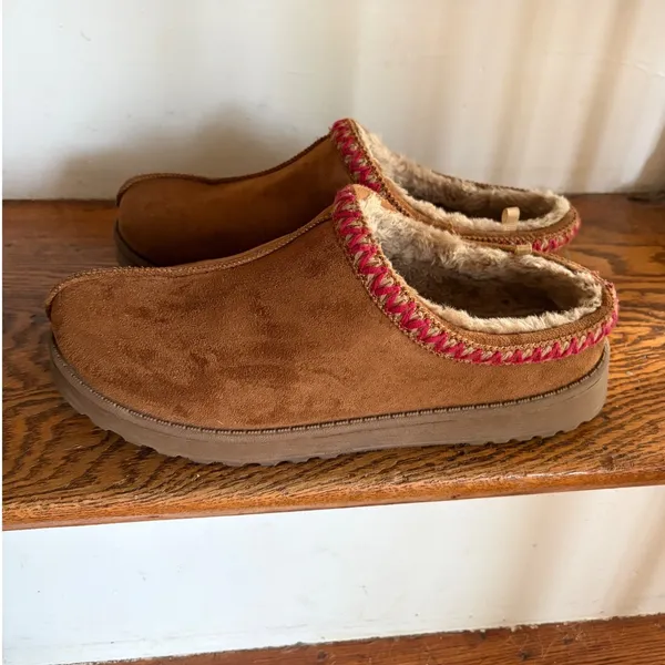 White Mountain Womens Size 10 Chestnut Suede Faux‎ Fur Lined Slippers Pink Trim - Image 5