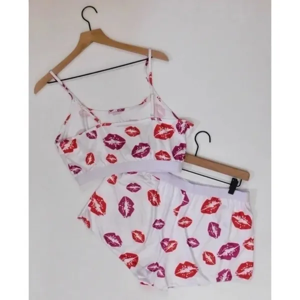 NEW!! HOT LIPS Lipstick Kiss Cropped Loungewear Two Piece Set Top Shorts XXL 2XL - Image 6