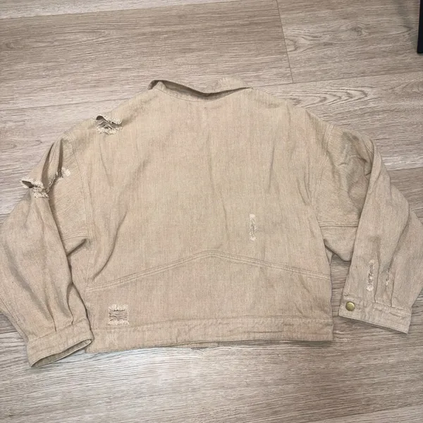Le Lis Boutique Tan Cropped Jacket Size Small - Image 3