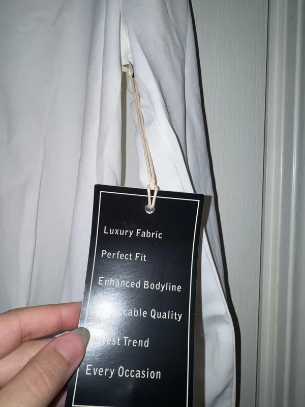 Have concealed Button - Image 6