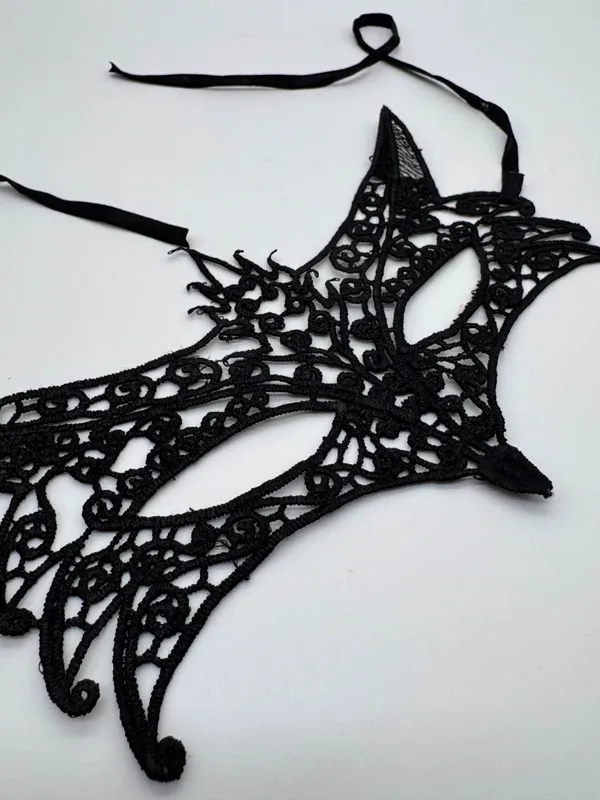 Black Lace Masquerade Mask Fox Crown Gothic Halloween Costume Ball NWOT - Image 7