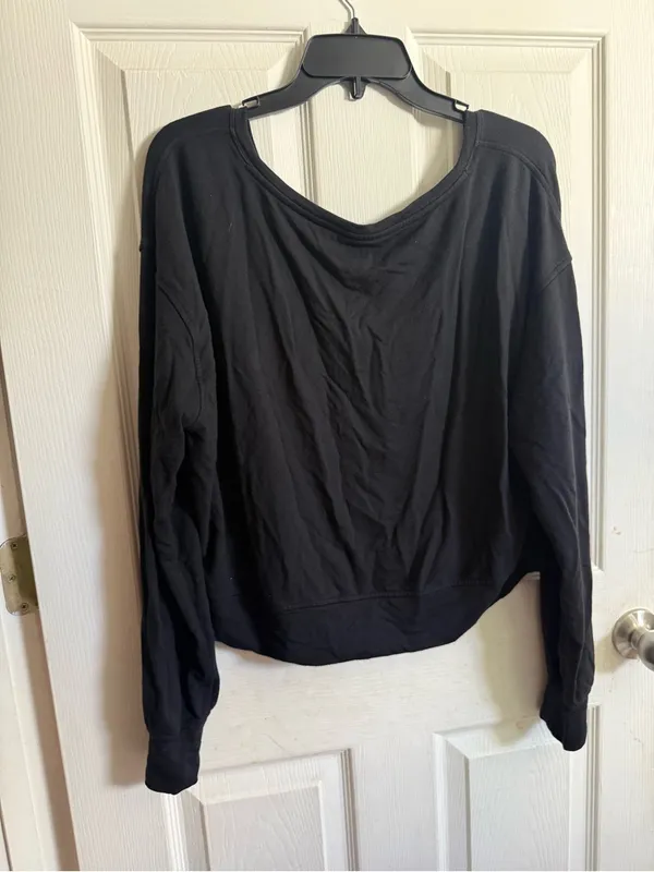 lululemon athletica be calm Black Off-the-Shoulder pullover - Image 3