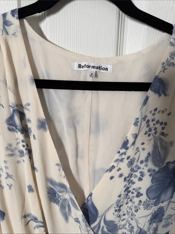 Reformation Cream Maxi Dress with Blue Floral Print Nayeli size 8 - Image 3