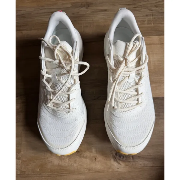 On Running Cloudzone Moon Womens Sneaker Size 8.5 - Image 8