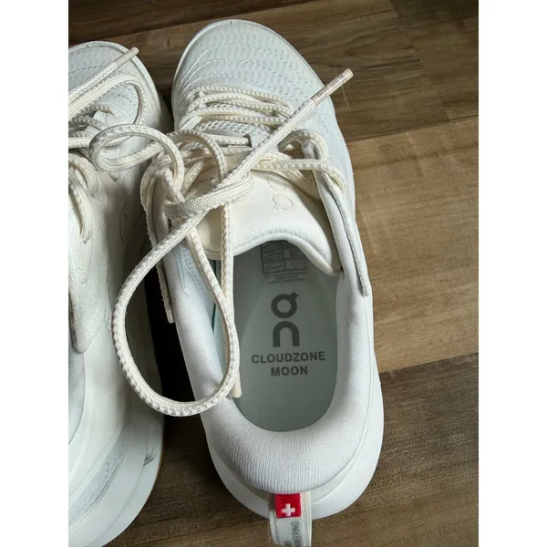 On Running Cloudzone Moon Womens Sneaker Size 8.5 - Image 4