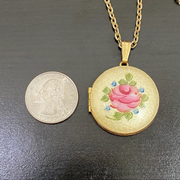 Vintage Hand-painted Flower Enamel Victorian Locket Necklace - Image 6