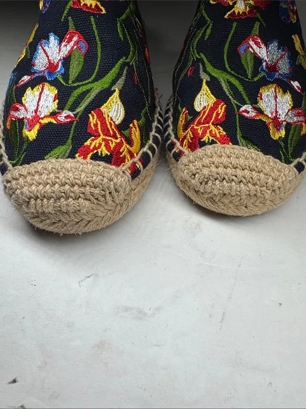 Tory Burch Max Espadrille Mule Embroidered Floral Size 5.5 navy summer casual - Image 4