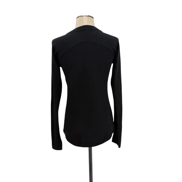 Lululemon Black Knit‎ Crewneck Sweater Raglan Logo Charm Size XS Small - Image 7