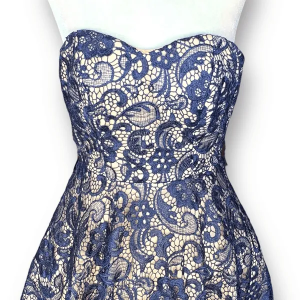 Camille La Vie HOCO Homecoming Dress Navy Lace Strapless Fit Flare Romantic - Image 4