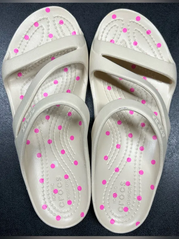 Crocs Women's Size 6 Kadee II Summer Polka Dot Sandals RARE - Image 2