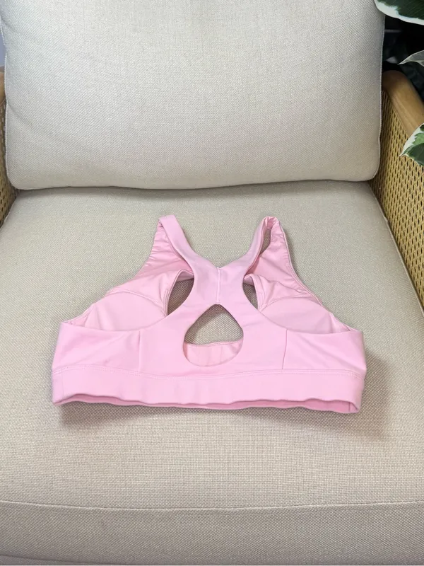Alo Yoga Keyhole Sports Bra Size small - Image 2