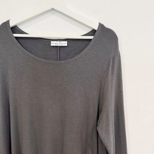 Bryn Walker Lora Blouse Size Large Gray‎ Asymmetrical Tunic Top Lagenlook Goth - Image 2