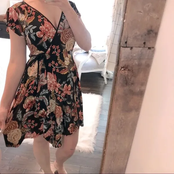 Xhilaration xsmall Flirty floral wrap style dress - Image 2
