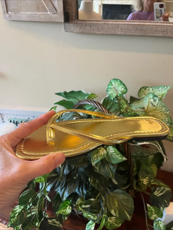 Gold Square Toe Sandals Flats Like New Size 38 Women’s 7.5 - Image 3