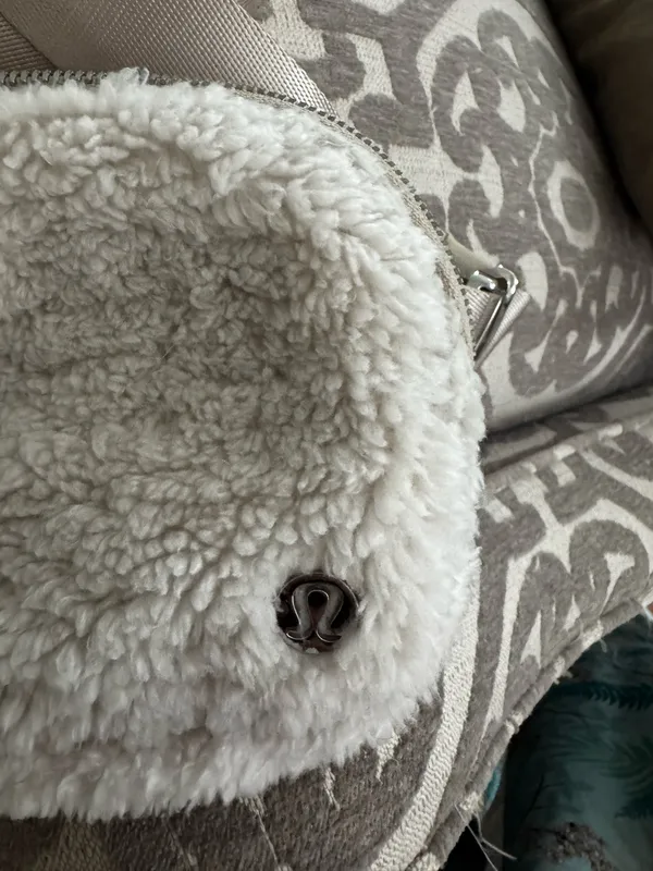 Lululemon belt bag - Image 2