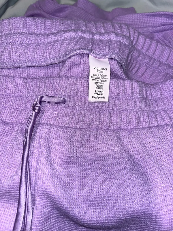 Glow Waffle Victoria's Secret Henley Jogger Set - Image 6