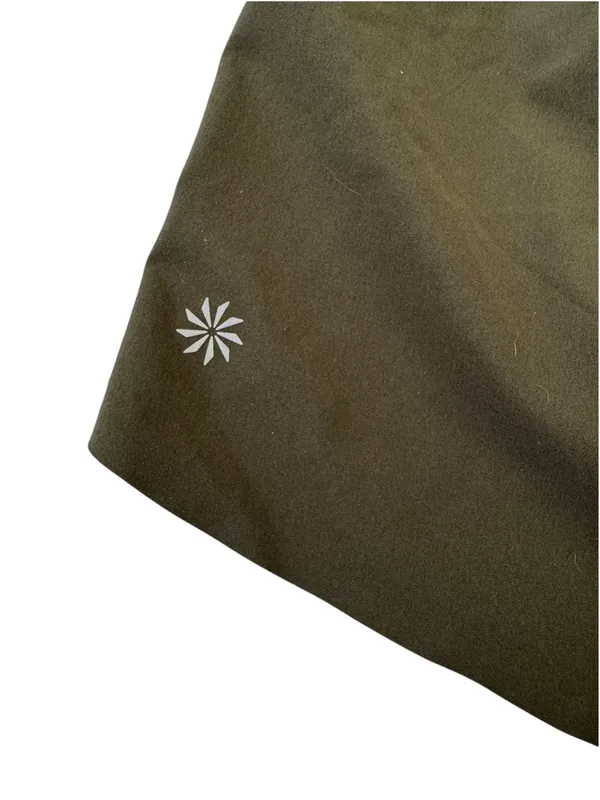 Athleta Crossroads Running Short in Olive Green Size S - Image 6