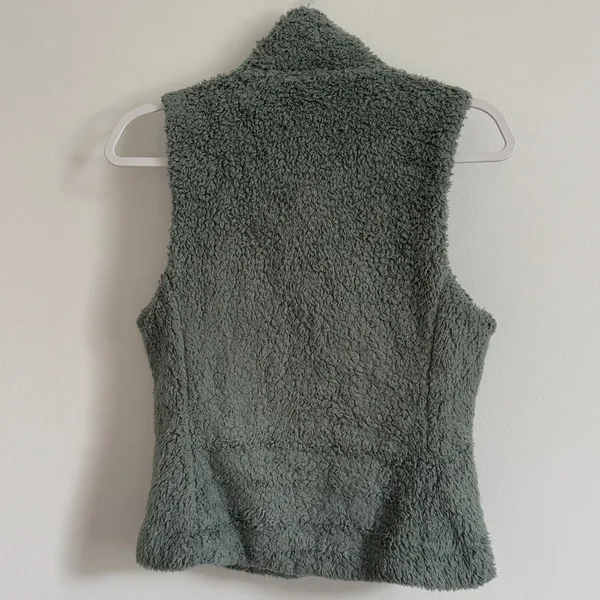 Patagonia Los Gatos Vest Size Small Women’s Full Zip Up Jacket in light green - Image 6