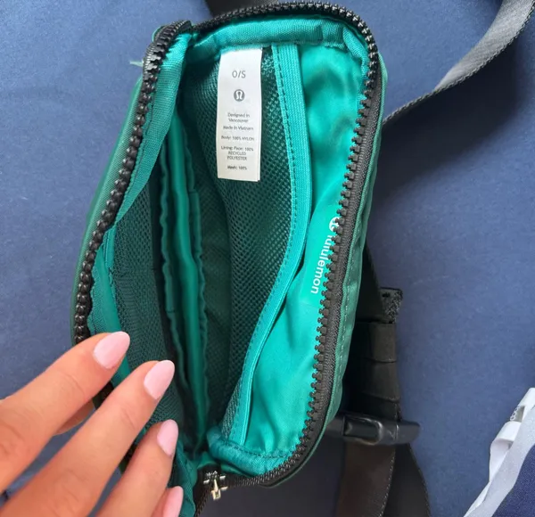 Green Lululemon Belt Everywhere Bag 1L - Image 2