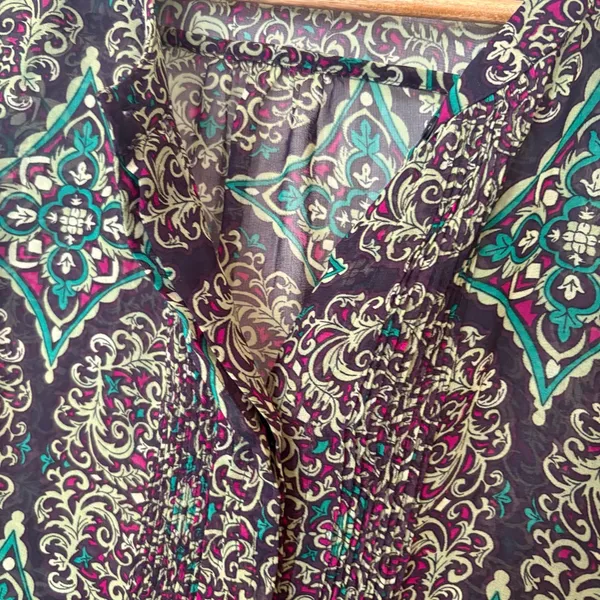 Banana Republic‎ Blouse Size Medium - Image 3