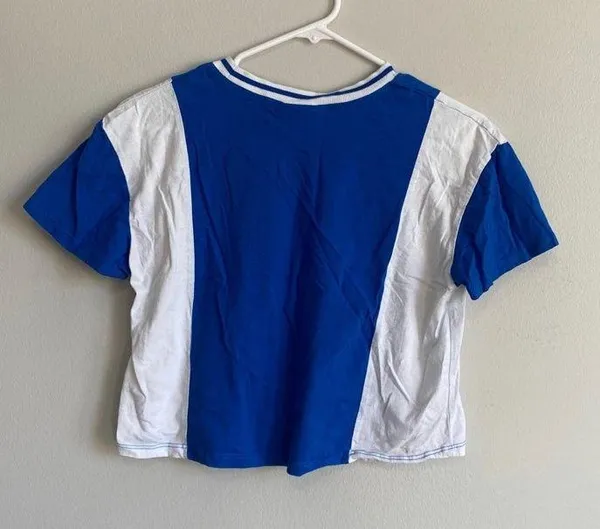 Empire Graphic Cropped Tee - Image 3
