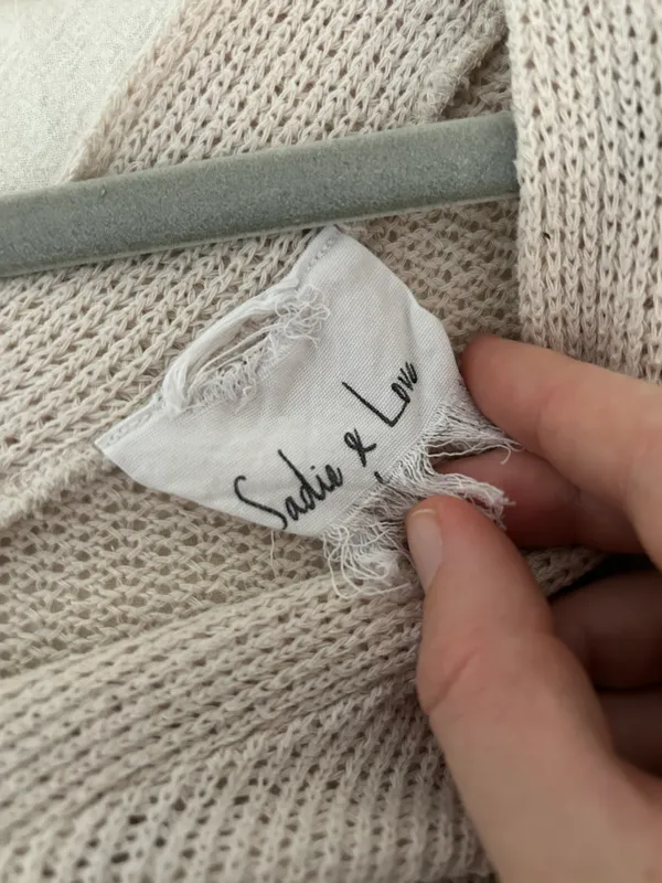 Sadie & Love off-white sweater - Image 2