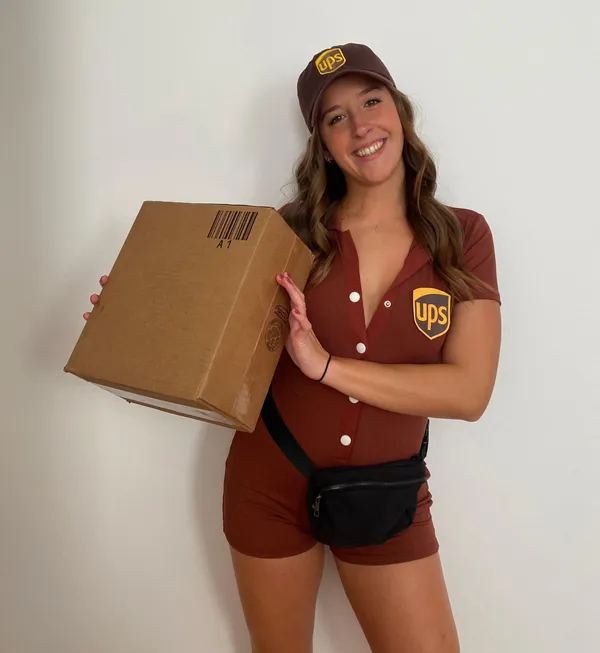 Amazon UPS Brown Hat - Image 4