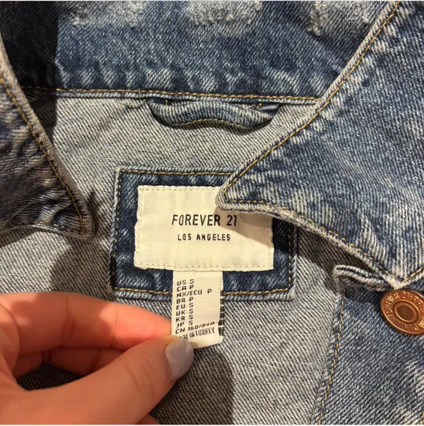 Forever 21 jean jacket  - Image 3