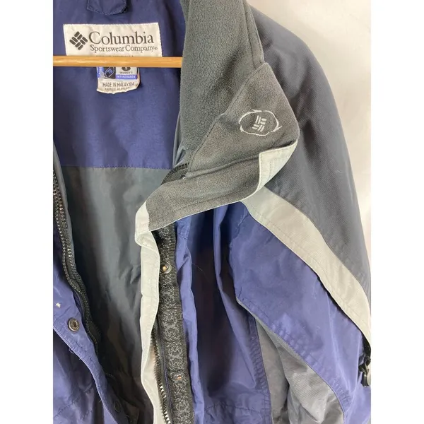 Columbia womans Core Challenge Series Coat Size small - Image 3