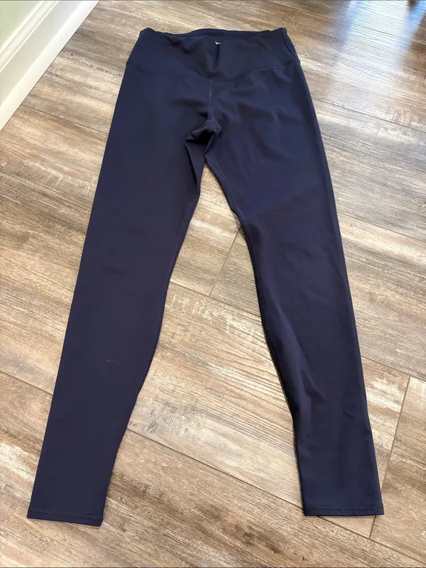 Quince Ultra-Soft Navy Blue Performance Legging size XS - Image 4