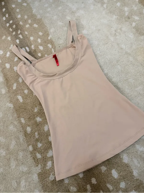 SPANX Nude Scoop Neck Shaping Tank Top Cami Compression Sleeveless M - Image 4