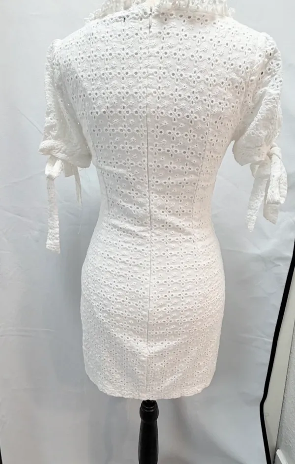 Pretty Little Thing 👗✨ Petite White Eyelet Cut-Out Mini Dress (US 2) 🤍🌸 - Image 4