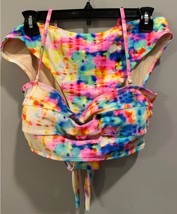 The Blushing Brunette Walking At Sunset Colorful Tie-Dye Cut Out Tie Back Bikini Top - Image 9