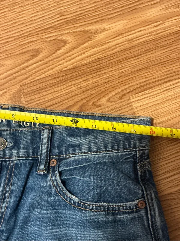 American Eagle Low-Rise Baggy Ultra Wide-Leg Jean Size 4 Regular - Image 9