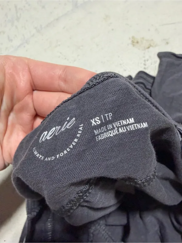 Aerie NWT Women's V-Neck Swing TANK Top XS MSRP$30 - Image 9