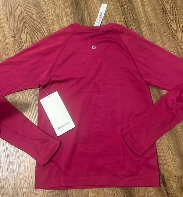 Lululemon Swiftly Tech Long Sleeve 2.0 - Image 4