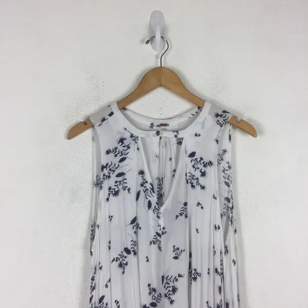 Free People Snap Out of It White Floral Swing Mini Dress Tunic Medium Boho - Image 5