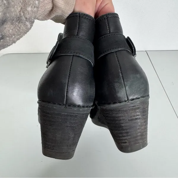 Dansko Black Leather‎ Wedge Heel Ankle Booties Size 42 - Image 4