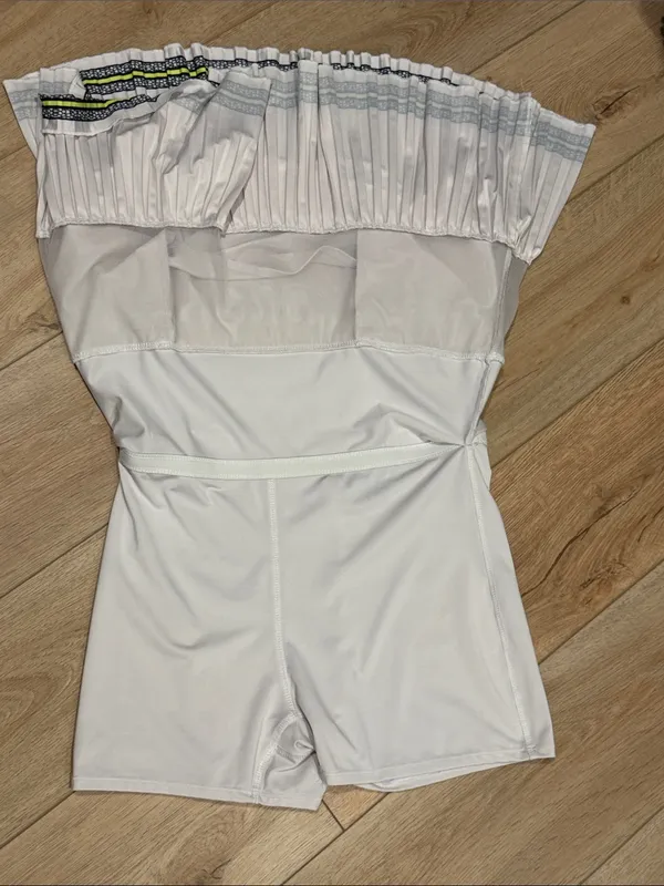 Lucky in Love- White Pleated Tennis Skirt with Trim - Image 4