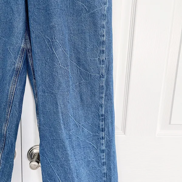 BDG Urban Outfitters High Rise Wide Leg Jeans Medium Wash - Image 3