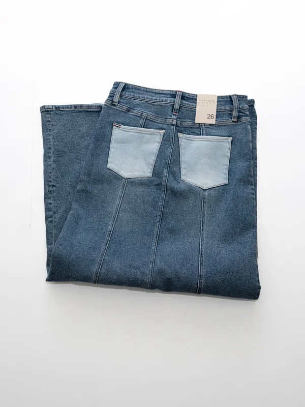 Alice + Olivia Jeans - Georgia Two-Tone Denim Maxi Skirt - Image 6