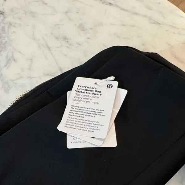 Lululemon Athletica Black Crossbody Bag - Image 8